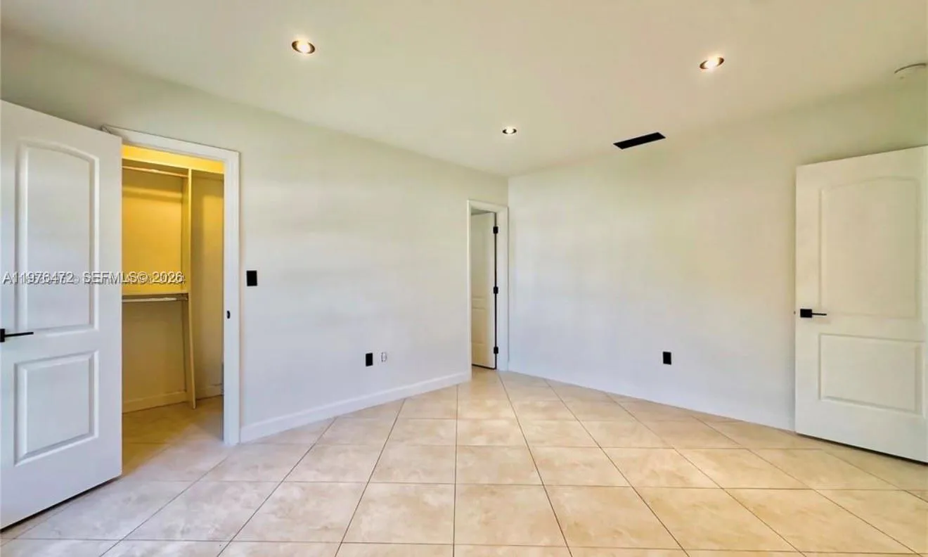 21020 Ne 18th Ct, Miami, Florida 33179, Miami, Florida 33179, 4 Bedrooms Bedrooms, ,2 BathroomsBathrooms,Residential Lease,For Rent,21020 Ne 18th Ct, Miami, Florida 33179,A11976472