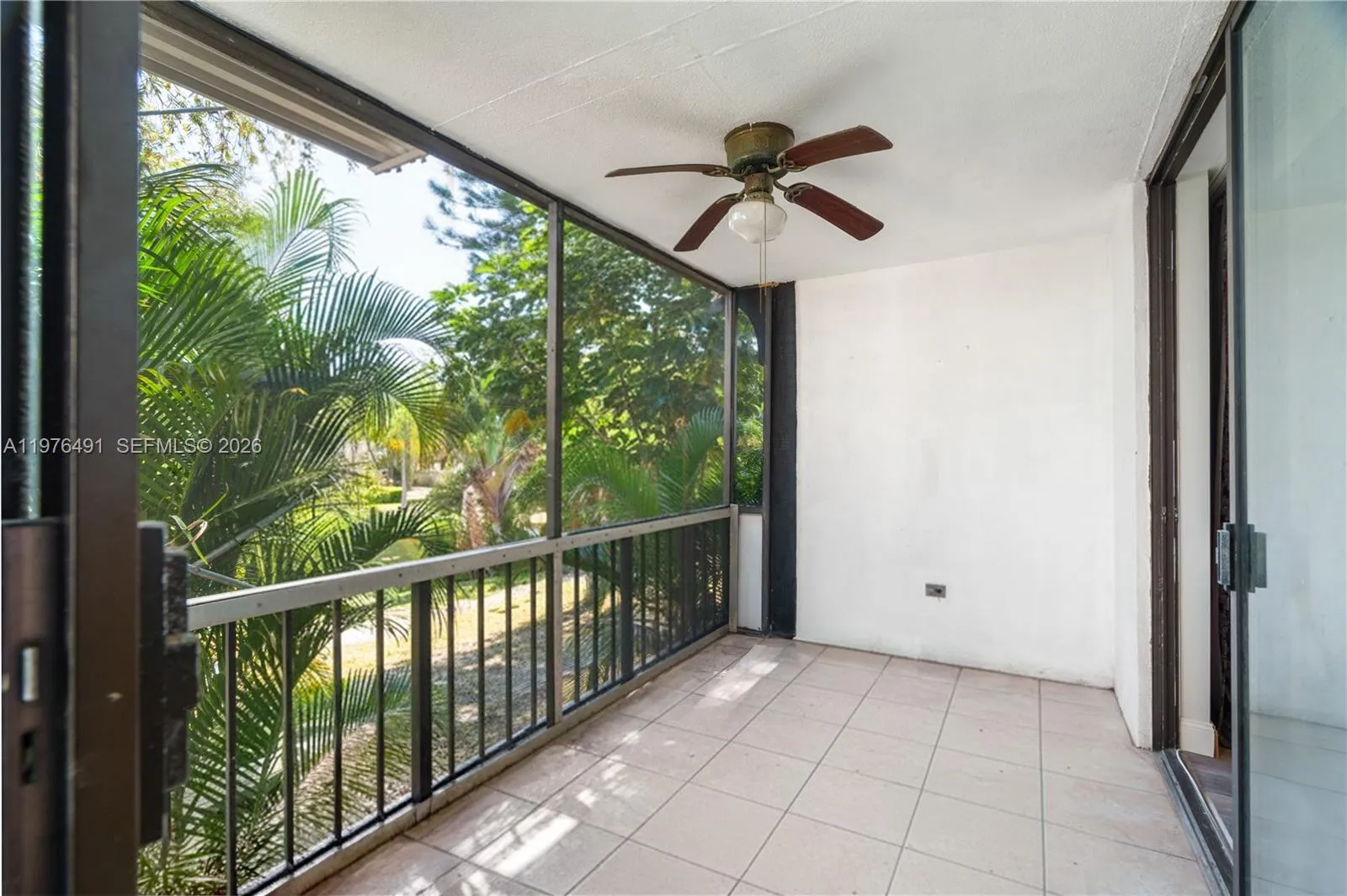 3730 Inverrary Dr 2h, Lauderhill, Florida 33319, Lauderhill, Florida 33319, 2 Bedrooms Bedrooms, ,2 BathroomsBathrooms,Residential,For Sale,3730 Inverrary Dr 2h, Lauderhill, Florida 33319,A11976491