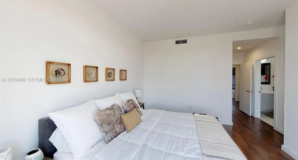 1501 N 17th Ave, Hollywood, Florida 33020, Hollywood, Florida 33020, ,Residential Income,For Sale,1501 N 17th Ave, Hollywood, Florida 33020,A11976490