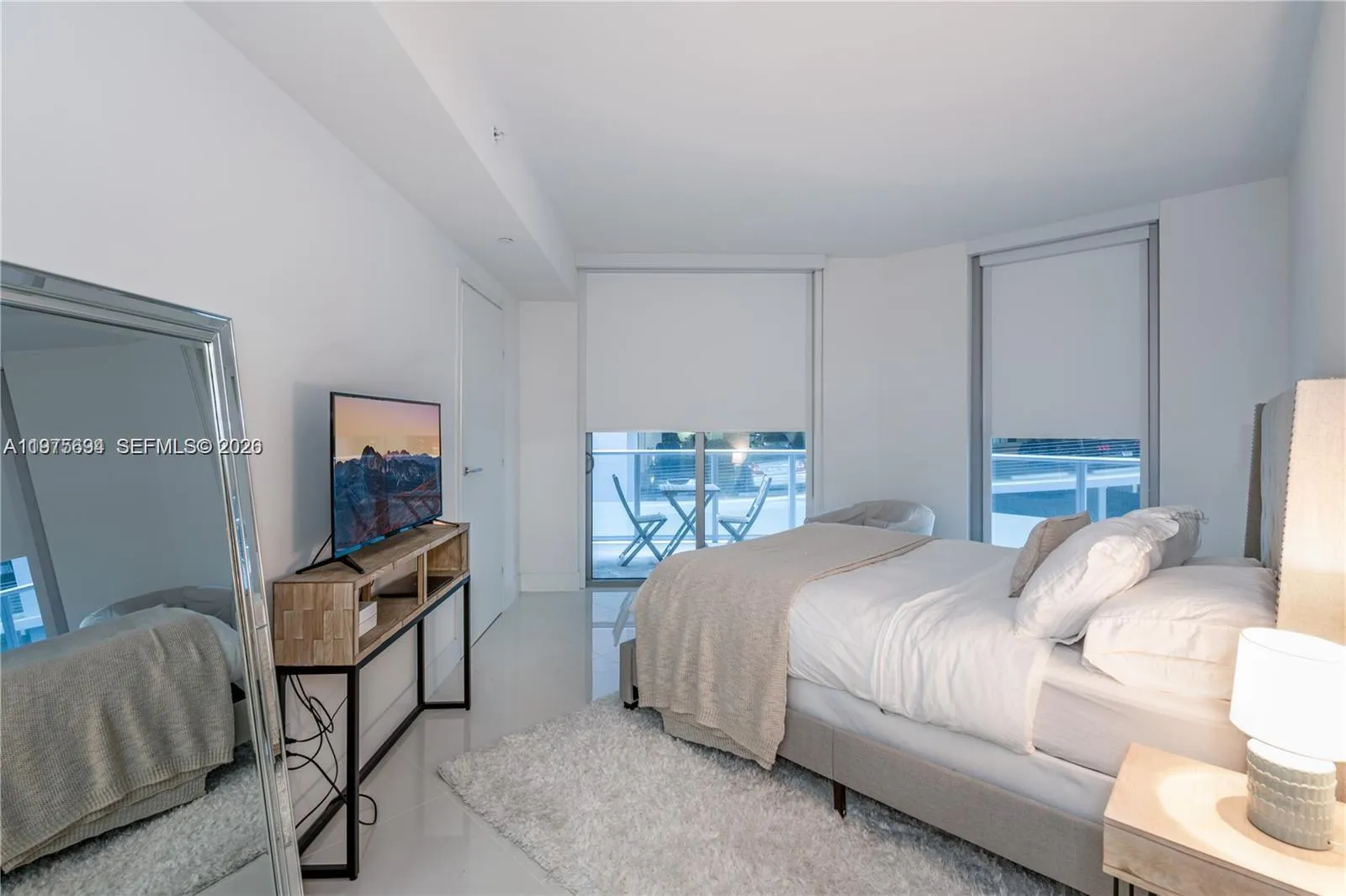 1300 Brickell Bay Dr 600, Miami, Florida 33131, Miami, Florida 33131, 1 Bedroom Bedrooms, ,1 BathroomBathrooms,Residential Lease,For Rent,1300 Brickell Bay Dr 600, Miami, Florida 33131,A11975694