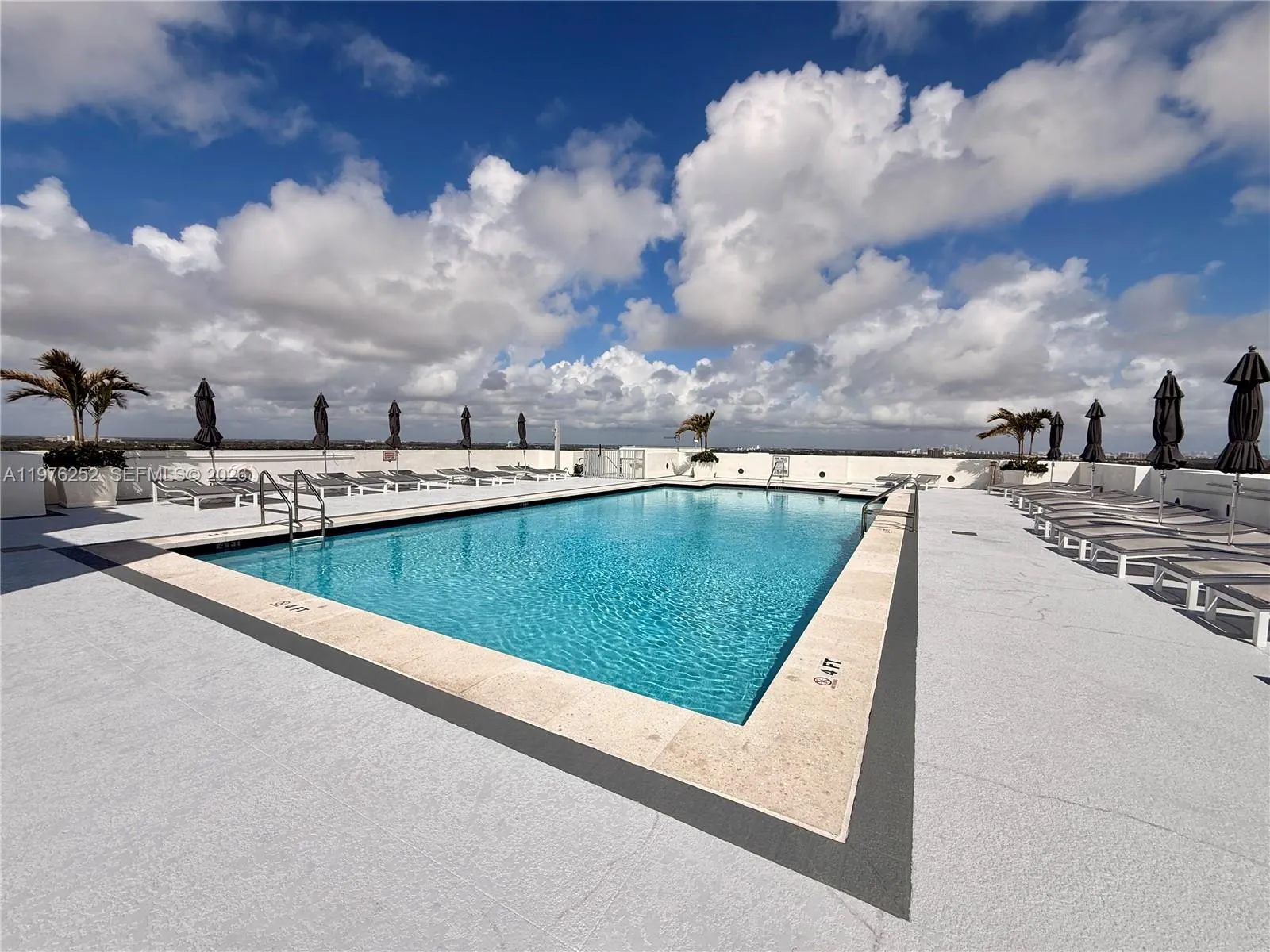 1830 Radius Dr 817, Hollywood, Florida 33020, Hollywood, Florida 33020, 1 Bedroom Bedrooms, ,1 BathroomBathrooms,Residential Lease,For Rent,1830 Radius Dr 817, Hollywood, Florida 33020,A11976252