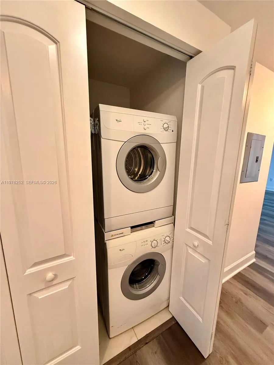 1830 Radius Dr 817, Hollywood, Florida 33020, Hollywood, Florida 33020, 1 Bedroom Bedrooms, ,1 BathroomBathrooms,Residential Lease,For Rent,1830 Radius Dr 817, Hollywood, Florida 33020,A11976252