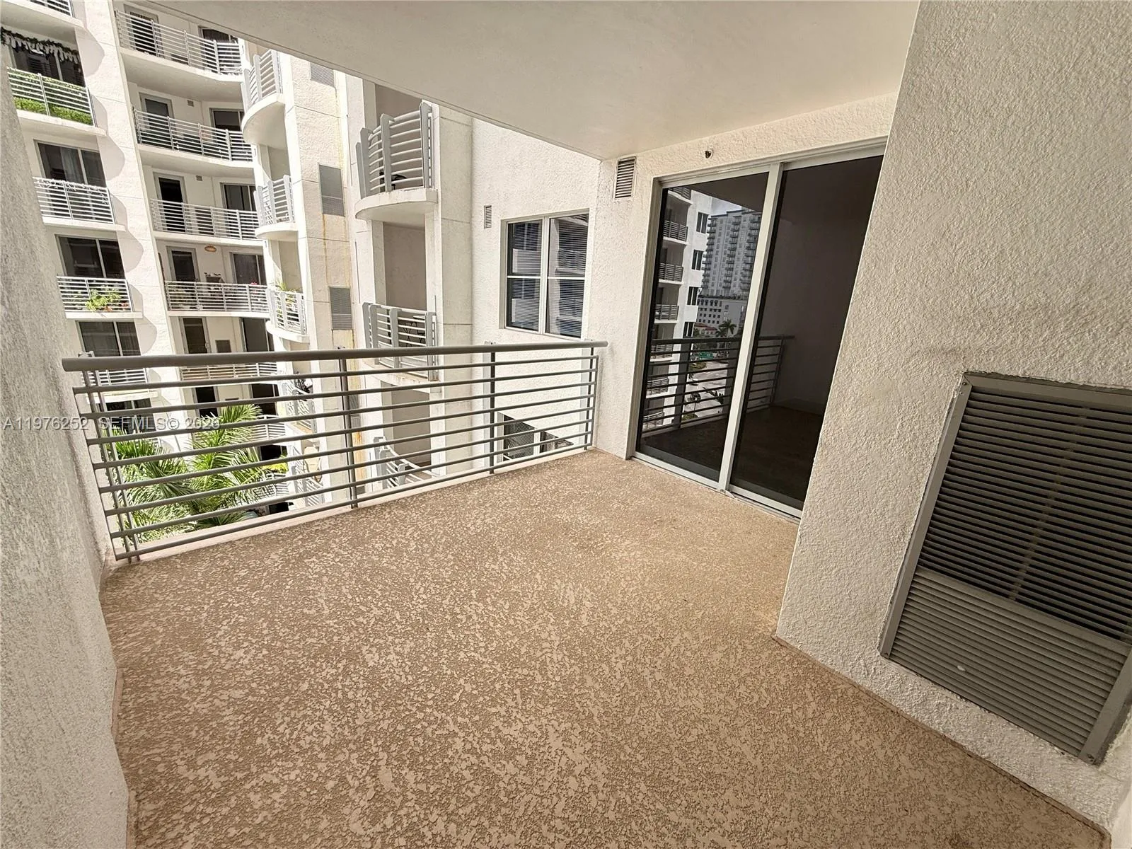 1830 Radius Dr 817, Hollywood, Florida 33020, Hollywood, Florida 33020, 1 Bedroom Bedrooms, ,1 BathroomBathrooms,Residential Lease,For Rent,1830 Radius Dr 817, Hollywood, Florida 33020,A11976252