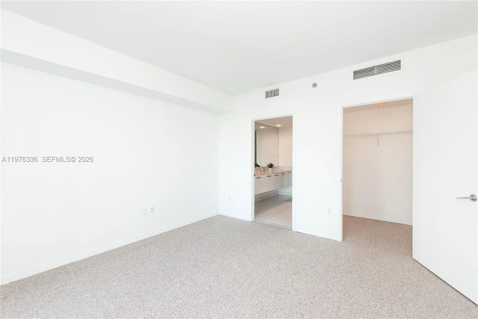 500 Brickell Av 1505, Miami, Florida 33131, Miami, Florida 33131, 2 Bedrooms Bedrooms, ,2 BathroomsBathrooms,Residential Lease,For Rent,500 Brickell Av 1505, Miami, Florida 33131,A11976336