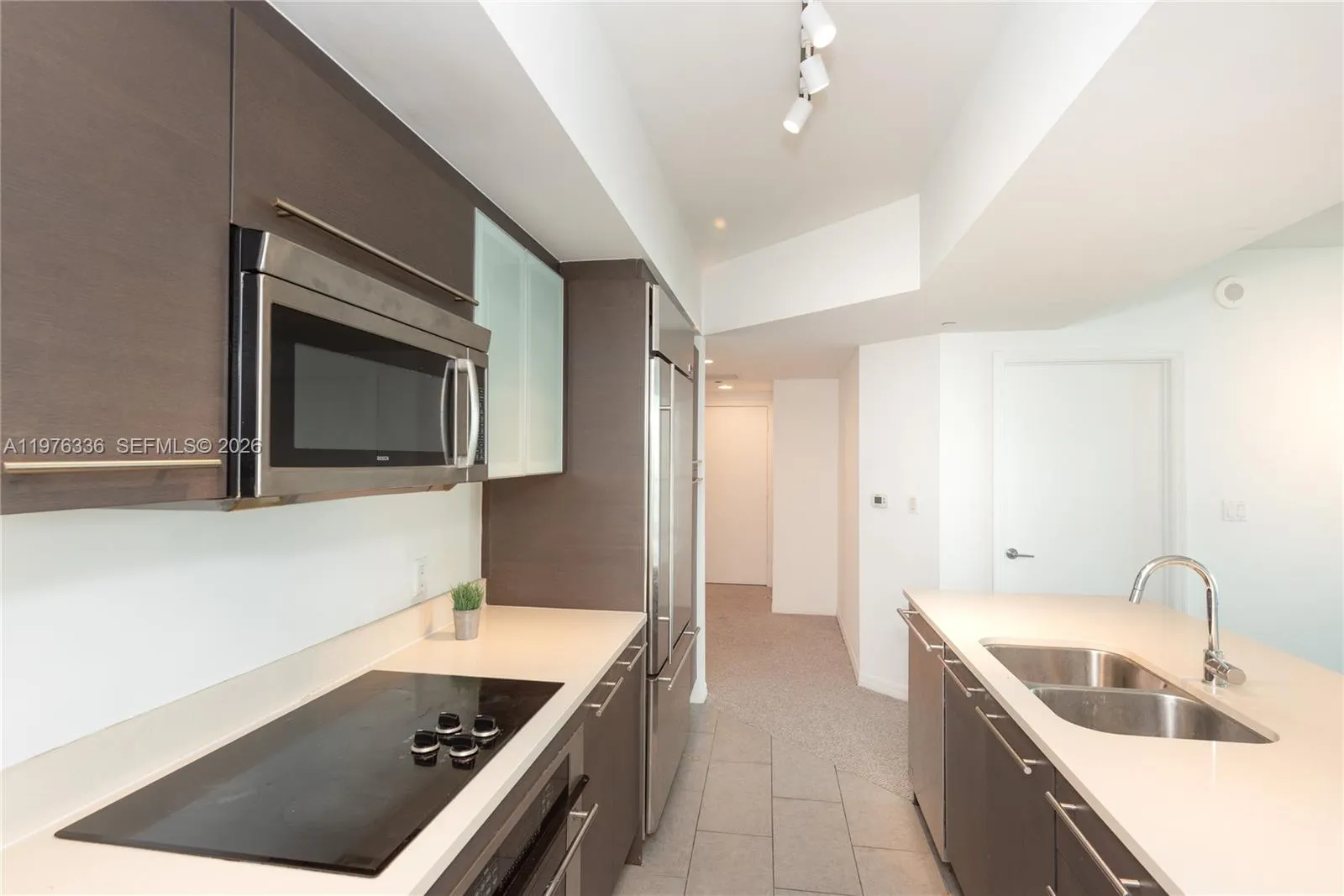 500 Brickell Av 1505, Miami, Florida 33131, Miami, Florida 33131, 2 Bedrooms Bedrooms, ,2 BathroomsBathrooms,Residential Lease,For Rent,500 Brickell Av 1505, Miami, Florida 33131,A11976336