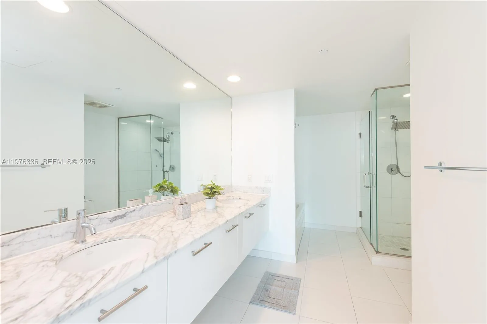 500 Brickell Av 1505, Miami, Florida 33131, Miami, Florida 33131, 2 Bedrooms Bedrooms, ,2 BathroomsBathrooms,Residential Lease,For Rent,500 Brickell Av 1505, Miami, Florida 33131,A11976336