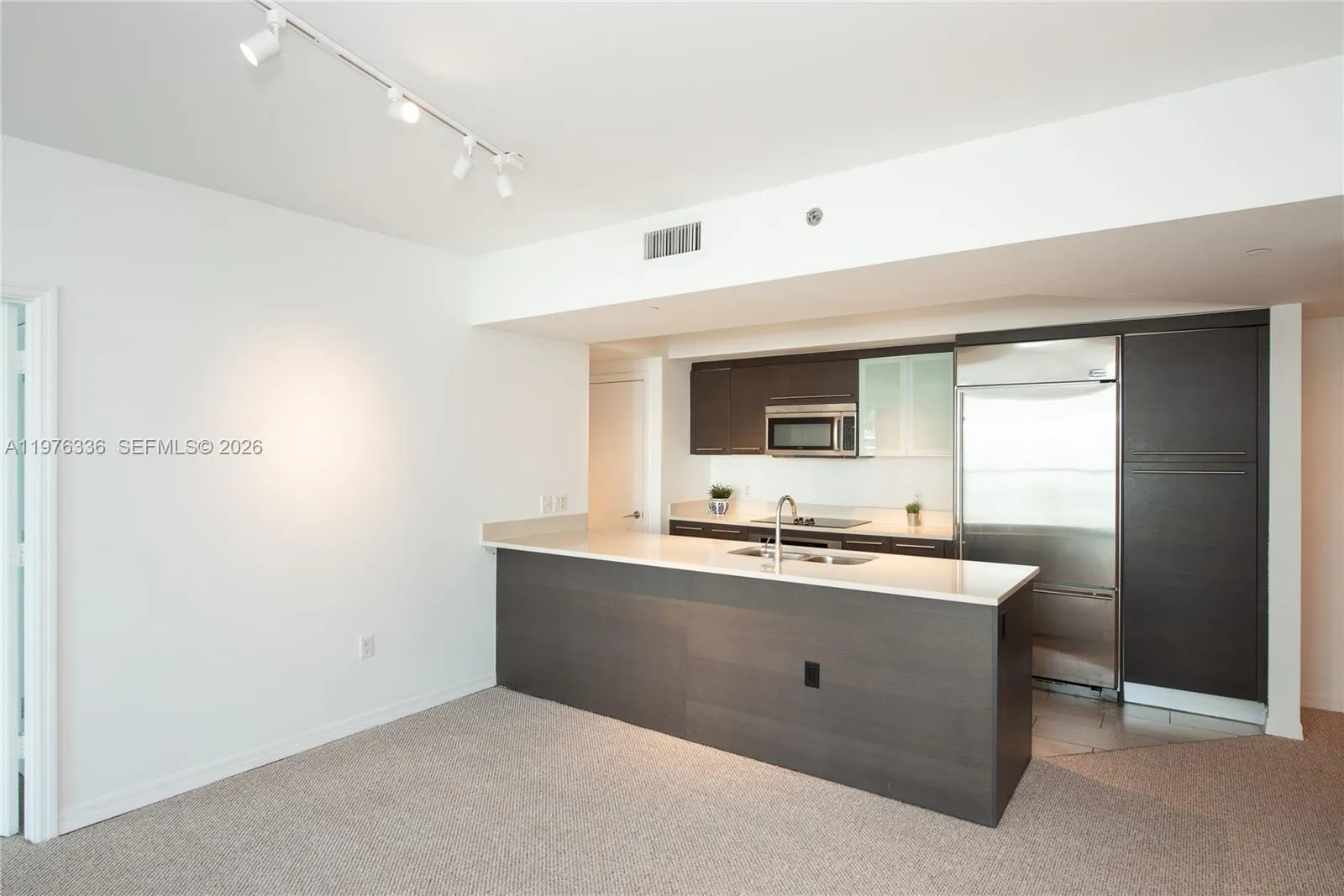 500 Brickell Av 1505, Miami, Florida 33131, Miami, Florida 33131, 2 Bedrooms Bedrooms, ,2 BathroomsBathrooms,Residential Lease,For Rent,500 Brickell Av 1505, Miami, Florida 33131,A11976336
