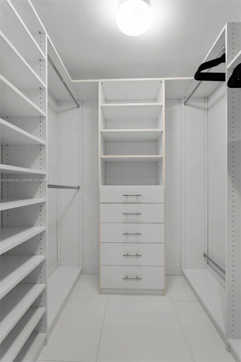 495 Brickell Ave 805, Miami, Florida 33131, Miami, Florida 33131, 2 Bedrooms Bedrooms, ,2 BathroomsBathrooms,Residential,For Sale,495 Brickell Ave 805, Miami, Florida 33131,A11976440