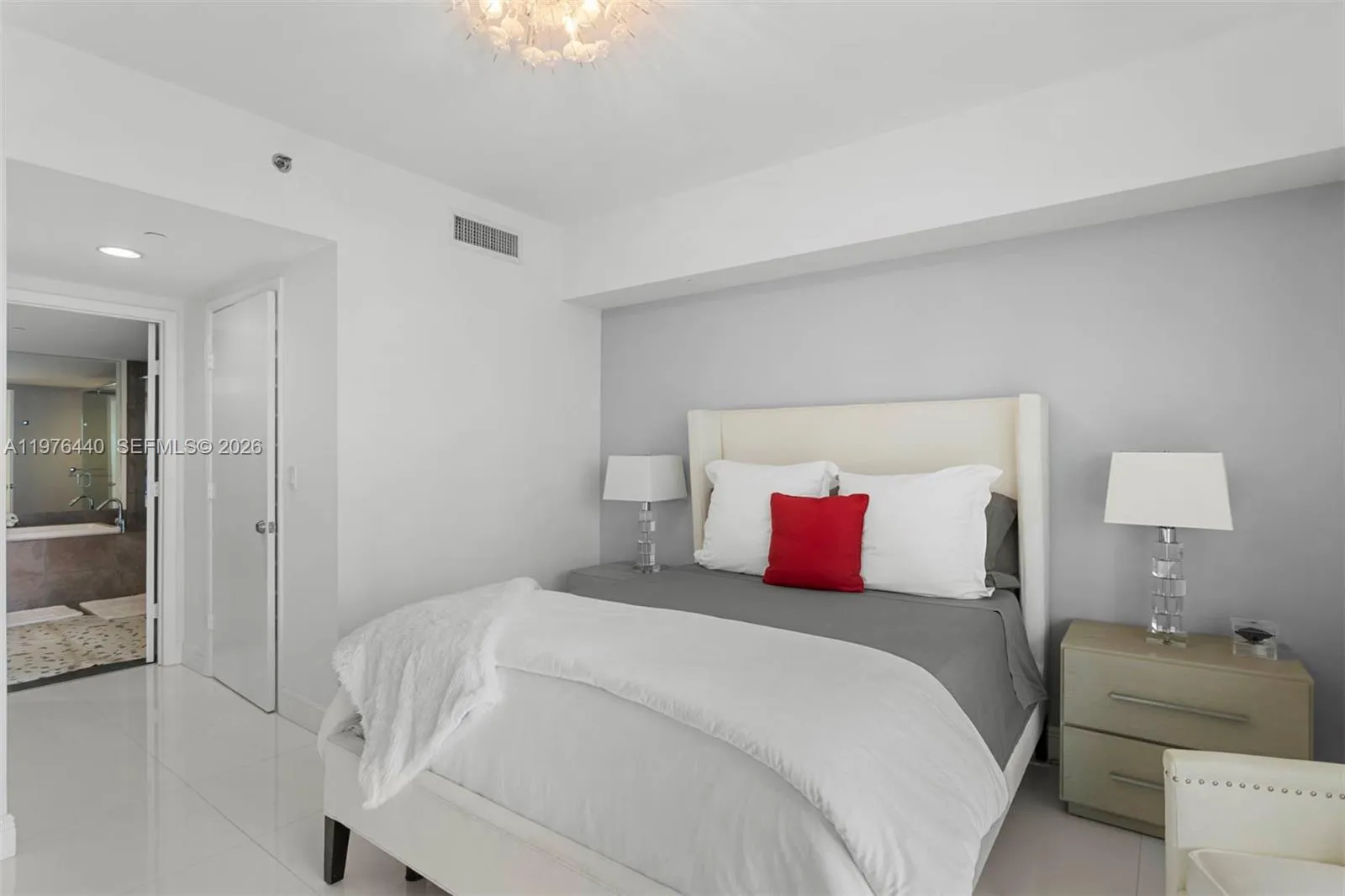 495 Brickell Ave 805, Miami, Florida 33131, Miami, Florida 33131, 2 Bedrooms Bedrooms, ,2 BathroomsBathrooms,Residential,For Sale,495 Brickell Ave 805, Miami, Florida 33131,A11976440