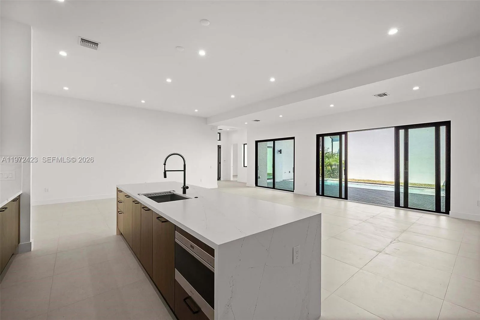 5718 Ashwood Cir W 5718, Hollywood, Florida 33312, Hollywood, Florida 33312, 5 Bedrooms Bedrooms, ,5 BathroomsBathrooms,Residential Lease,For Rent,5718 Ashwood Cir W 5718, Hollywood, Florida 33312,A11972423