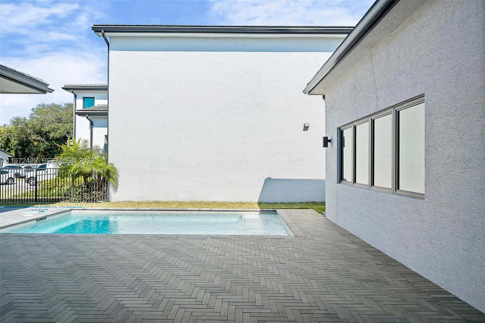 5718 Ashwood Cir W 5718, Hollywood, Florida 33312, Hollywood, Florida 33312, 5 Bedrooms Bedrooms, ,5 BathroomsBathrooms,Residential Lease,For Rent,5718 Ashwood Cir W 5718, Hollywood, Florida 33312,A11972423