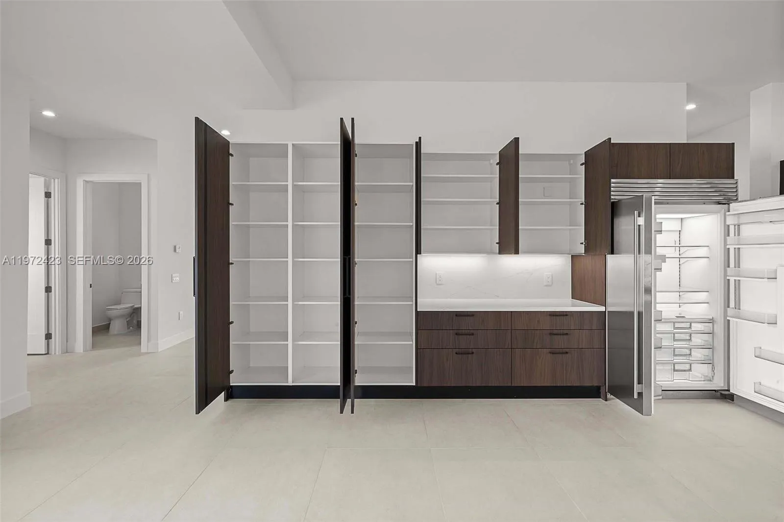 5718 Ashwood Cir W 5718, Hollywood, Florida 33312, Hollywood, Florida 33312, 5 Bedrooms Bedrooms, ,5 BathroomsBathrooms,Residential Lease,For Rent,5718 Ashwood Cir W 5718, Hollywood, Florida 33312,A11972423