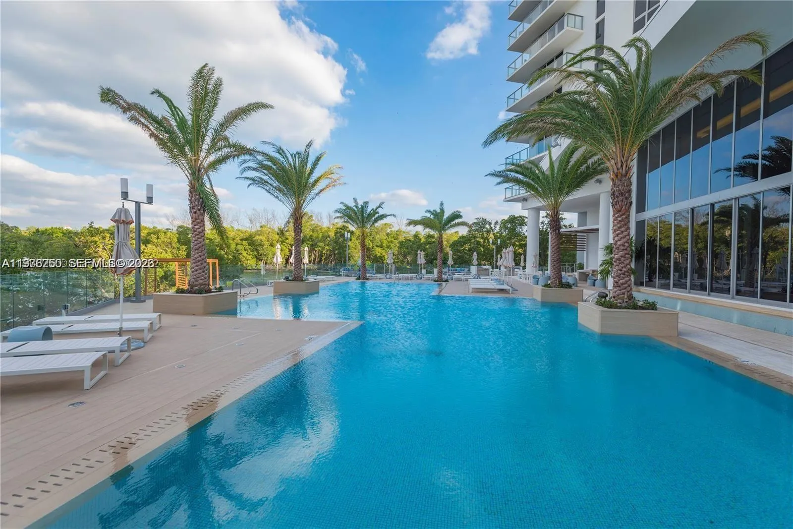 16385 Biscayne Blvd 1102, North Miami Beach, Flori, North Miami Beach, Florida 33160, 1 Bedroom Bedrooms, ,2 BathroomsBathrooms,Residential Lease,For Rent,16385 Biscayne Blvd 1102, North Miami Beach, Flori,A11976250