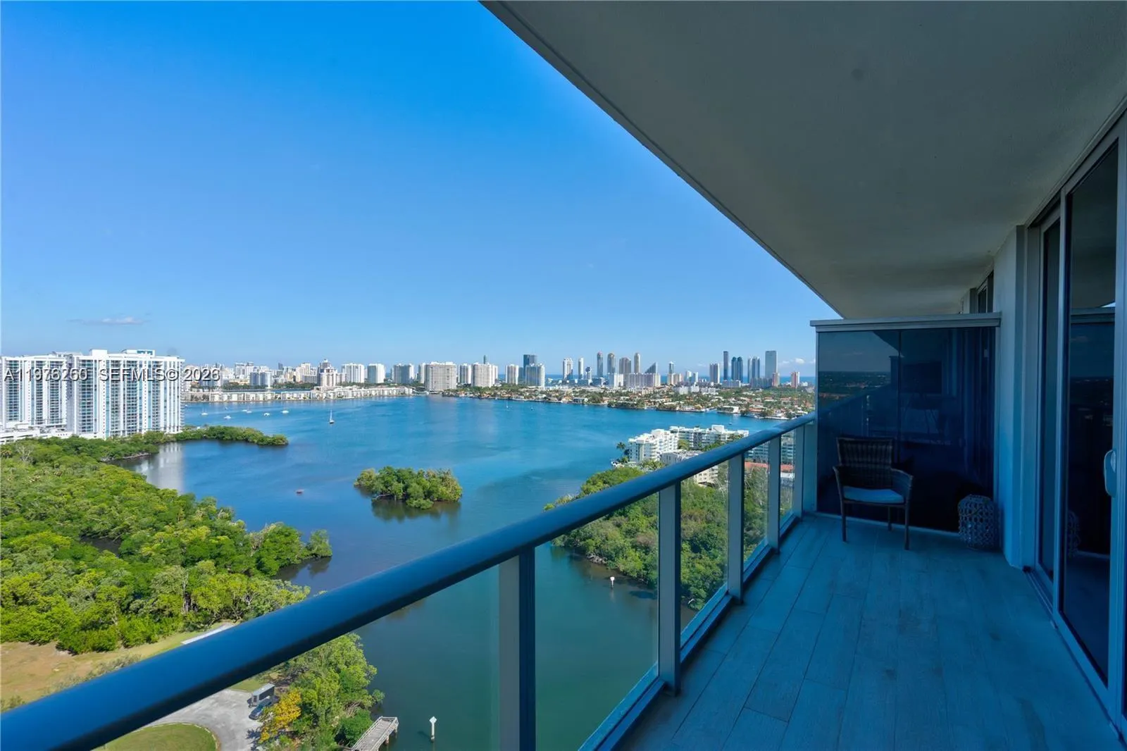16385 Biscayne Blvd 1102, North Miami Beach, Flori, North Miami Beach, Florida 33160, 1 Bedroom Bedrooms, ,2 BathroomsBathrooms,Residential Lease,For Rent,16385 Biscayne Blvd 1102, North Miami Beach, Flori,A11976250