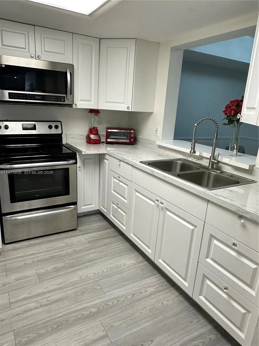 2055 Sw 122nd Ave 425, Miami, Florida 33175, Miami, Florida 33175, 2 Bedrooms Bedrooms, ,2 BathroomsBathrooms,Residential Lease,For Rent,2055 Sw 122nd Ave 425, Miami, Florida 33175,A11975938