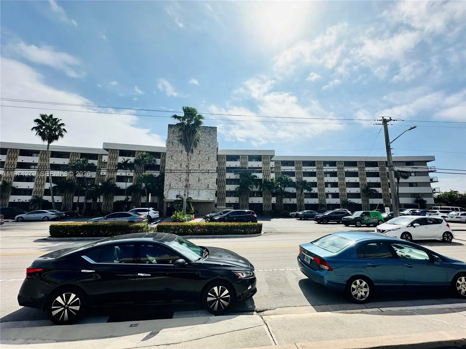 301 Golden Isles Dr 114, Hallandale Beach, Florida, Hallandale Beach, Florida 33009, 1 Bedroom Bedrooms, ,1 BathroomBathrooms,Residential Lease,For Rent,301 Golden Isles Dr 114, Hallandale Beach, Florida,A11971279