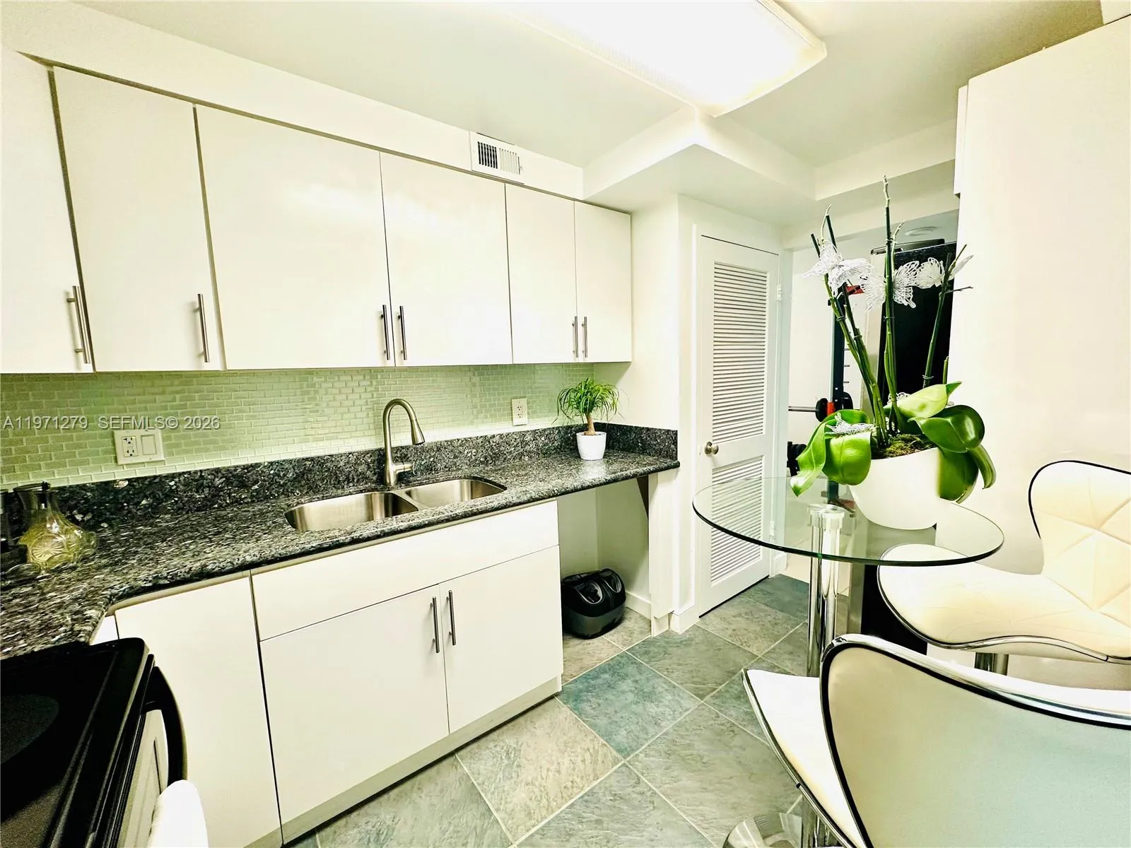 301 Golden Isles Dr 114, Hallandale Beach, Florida, Hallandale Beach, Florida 33009, 1 Bedroom Bedrooms, ,1 BathroomBathrooms,Residential Lease,For Rent,301 Golden Isles Dr 114, Hallandale Beach, Florida,A11971279