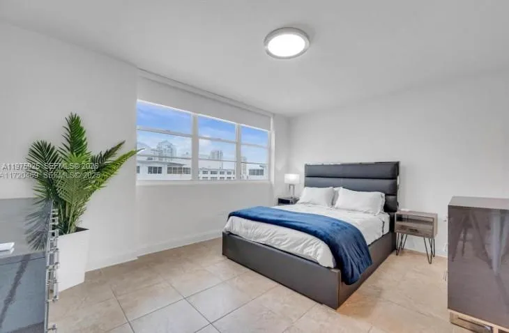 999 Brickell Bay Dr 2007, Miami, Florida 33131, Miami, Florida 33131, 1 Bedroom Bedrooms, ,1 BathroomBathrooms,Residential,For Sale,999 Brickell Bay Dr 2007, Miami, Florida 33131,A11975925