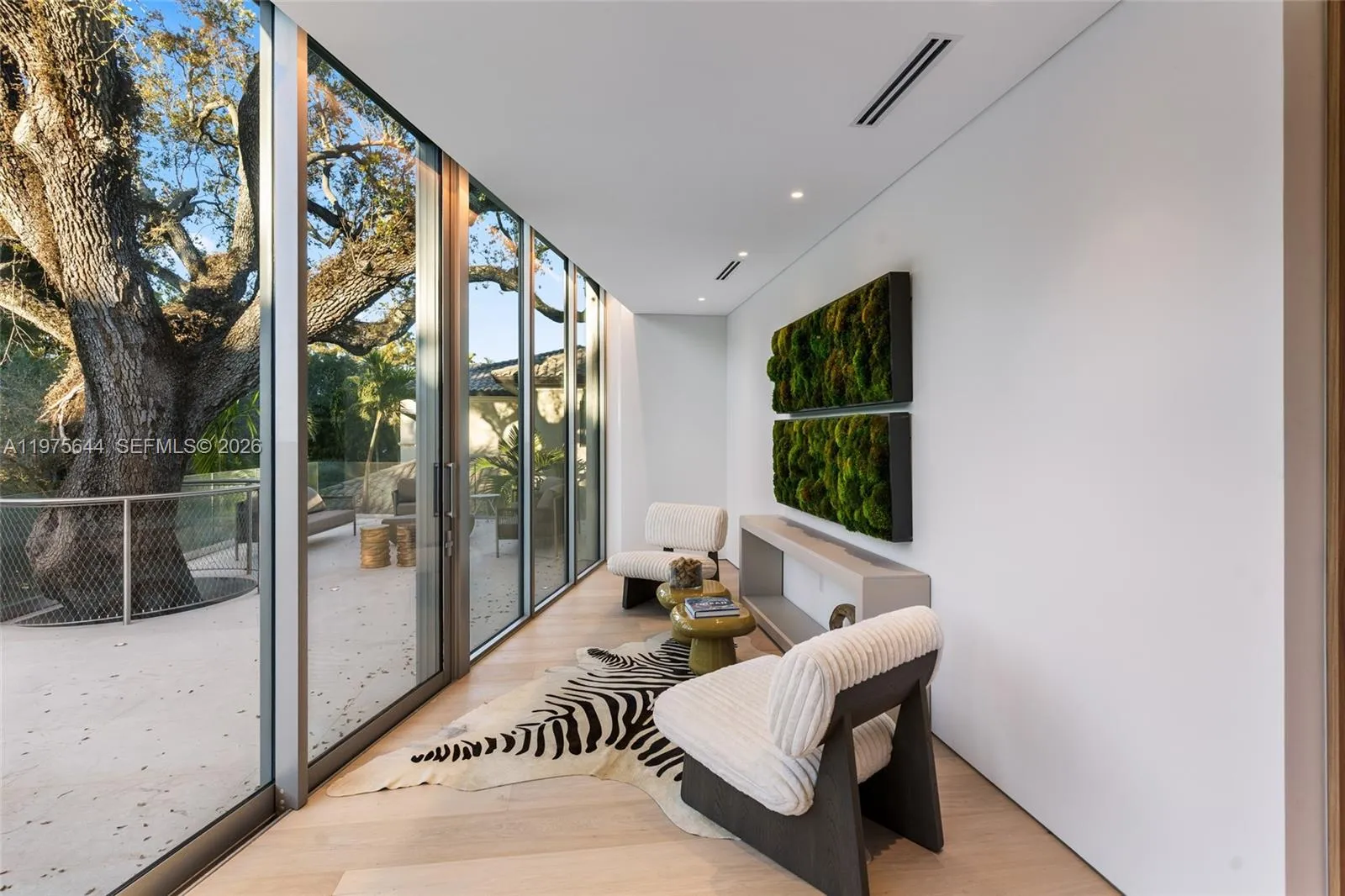 1616 Onaway Dr, Miami, Florida 33133, Miami, Florida 33133, 8 Bedrooms Bedrooms, ,8 BathroomsBathrooms,Residential,For Sale,1616 Onaway Dr, Miami, Florida 33133,A11975644