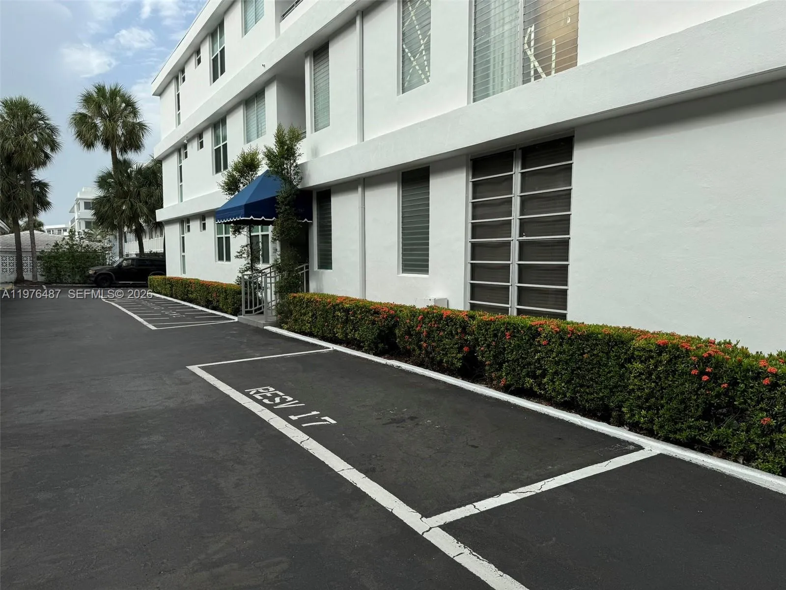 10210 Collins Ave 107, Bal Harbour, Florida 33154, Bal Harbour, Florida 33154, 1 Bedroom Bedrooms, ,1 BathroomBathrooms,Residential Lease,For Rent,10210 Collins Ave 107, Bal Harbour, Florida 33154,A11976487