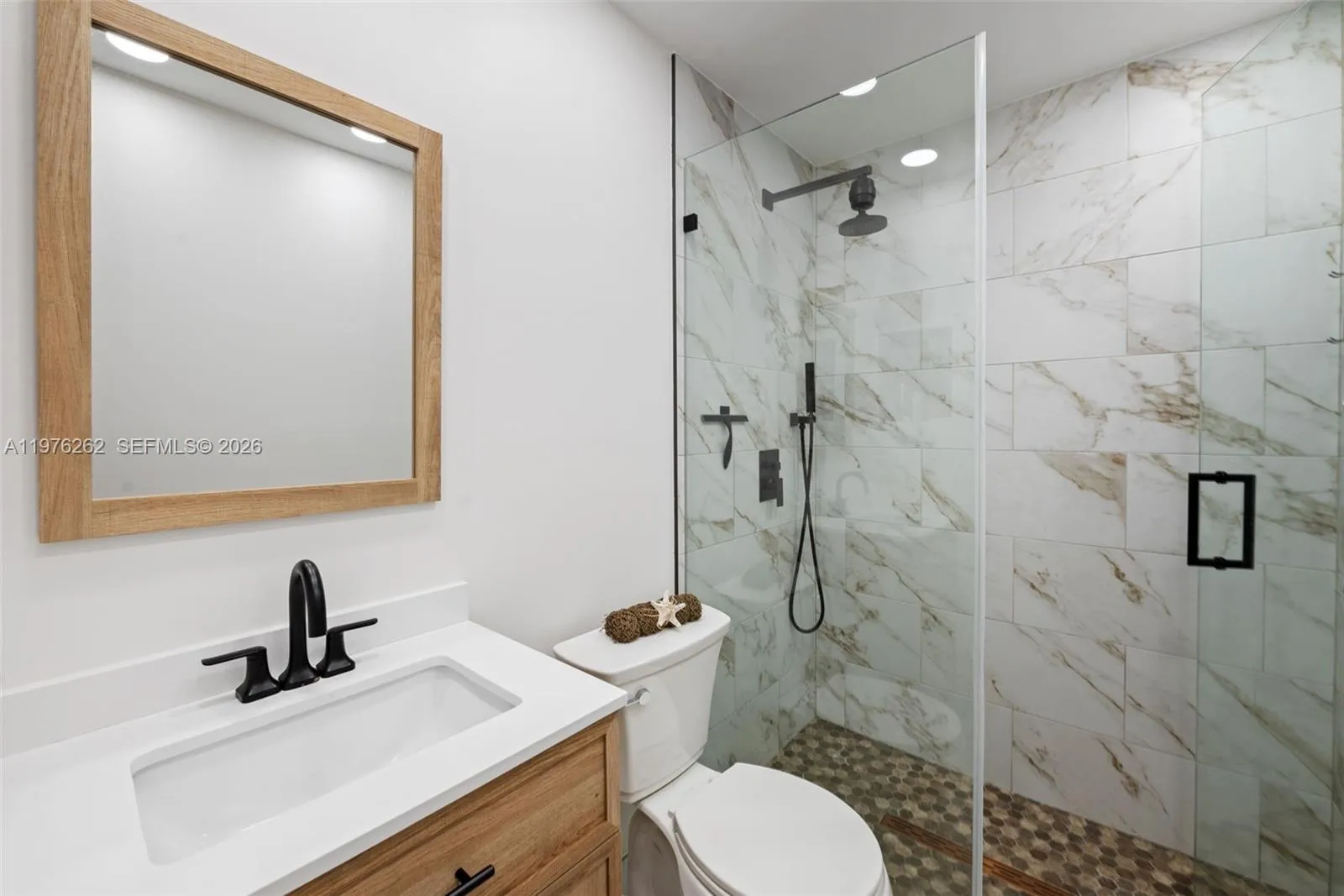6523 Nw 170th Ln, Hialeah, Florida 33015, Hialeah, Florida 33015, 3 Bedrooms Bedrooms, ,2 BathroomsBathrooms,Residential Lease,For Rent,6523 Nw 170th Ln, Hialeah, Florida 33015,A11976262