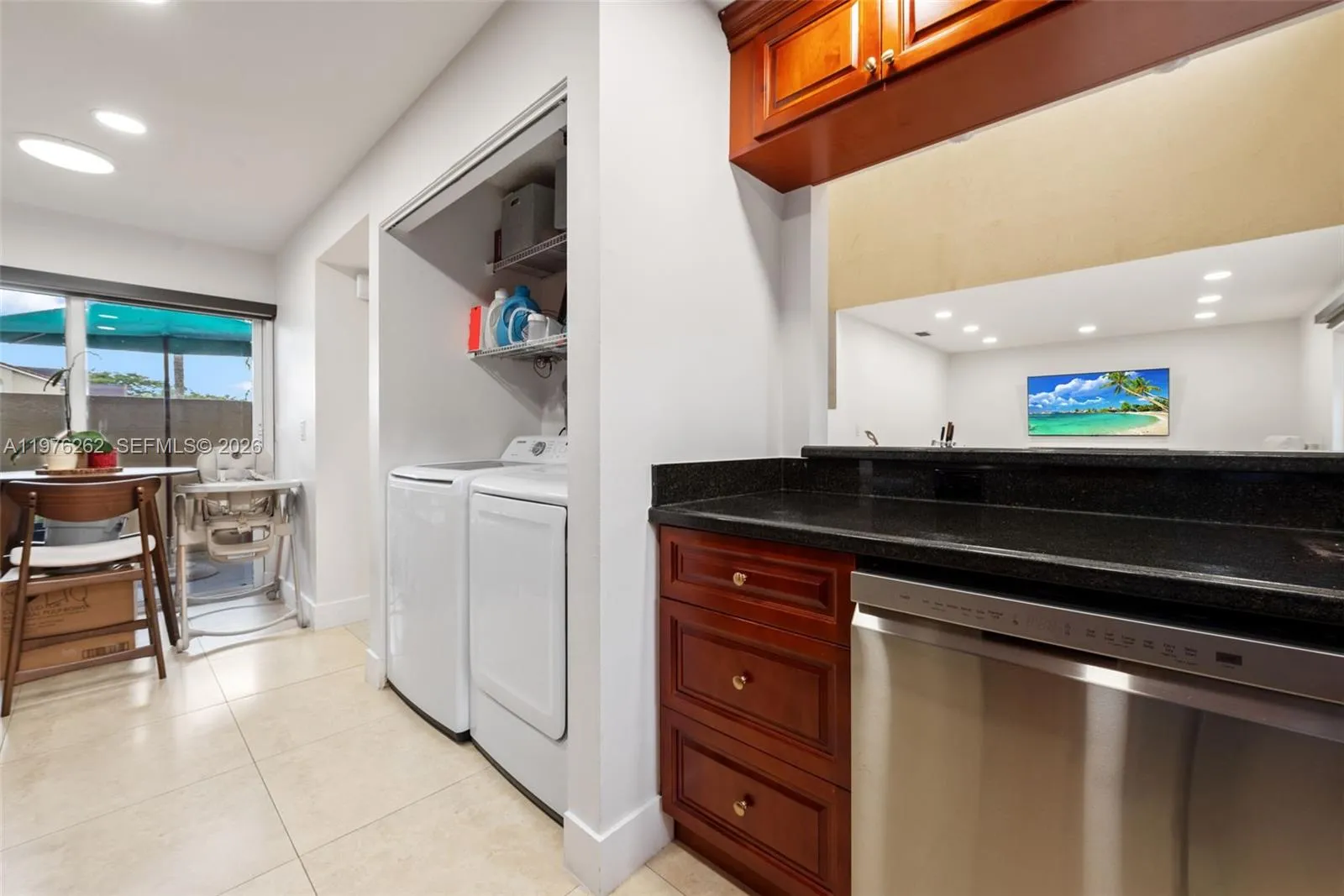 6523 Nw 170th Ln, Hialeah, Florida 33015, Hialeah, Florida 33015, 3 Bedrooms Bedrooms, ,2 BathroomsBathrooms,Residential Lease,For Rent,6523 Nw 170th Ln, Hialeah, Florida 33015,A11976262