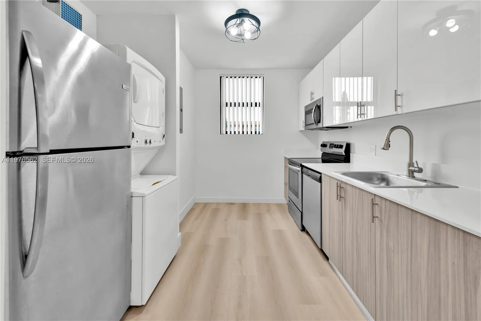 1119 Sw 6th St 102, Miami, Florida 33130, Miami, Florida 33130, 2 Bedrooms Bedrooms, ,1 BathroomBathrooms,Residential Lease,For Rent,1119 Sw 6th St 102, Miami, Florida 33130,A11976562