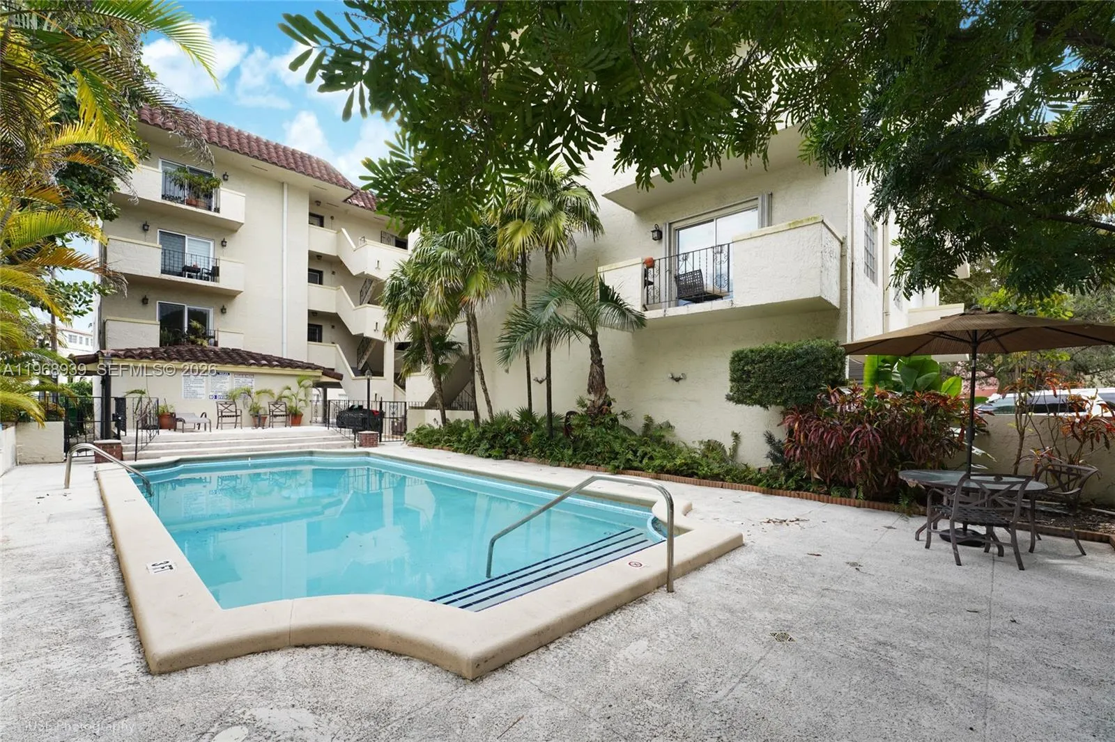 411 Anastasia Ave 303, Coral Gables, Florida 33134, Coral Gables, Florida 33134, 2 Bedrooms Bedrooms, ,2 BathroomsBathrooms,Residential,For Sale,411 Anastasia Ave 303, Coral Gables, Florida 33134,A11968939
