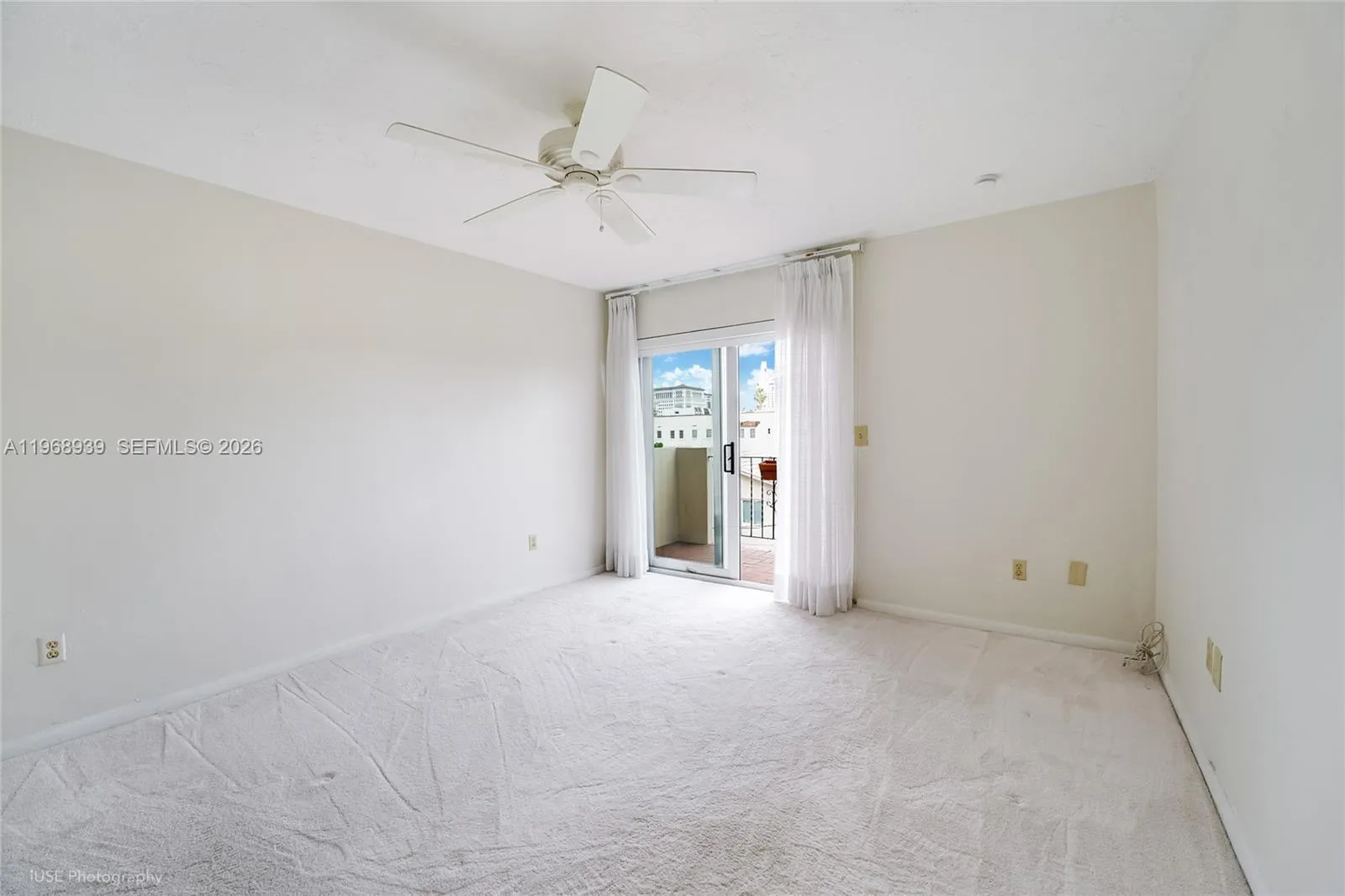 411 Anastasia Ave 303, Coral Gables, Florida 33134, Coral Gables, Florida 33134, 2 Bedrooms Bedrooms, ,2 BathroomsBathrooms,Residential,For Sale,411 Anastasia Ave 303, Coral Gables, Florida 33134,A11968939