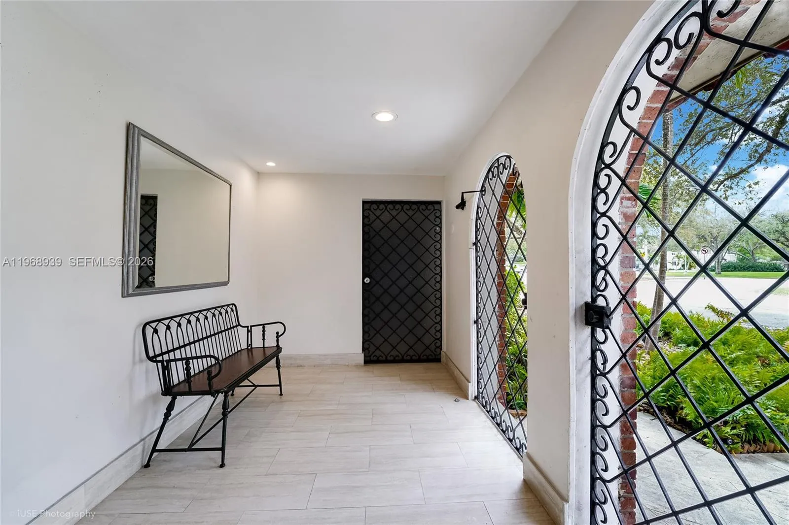411 Anastasia Ave 303, Coral Gables, Florida 33134, Coral Gables, Florida 33134, 2 Bedrooms Bedrooms, ,2 BathroomsBathrooms,Residential,For Sale,411 Anastasia Ave 303, Coral Gables, Florida 33134,A11968939