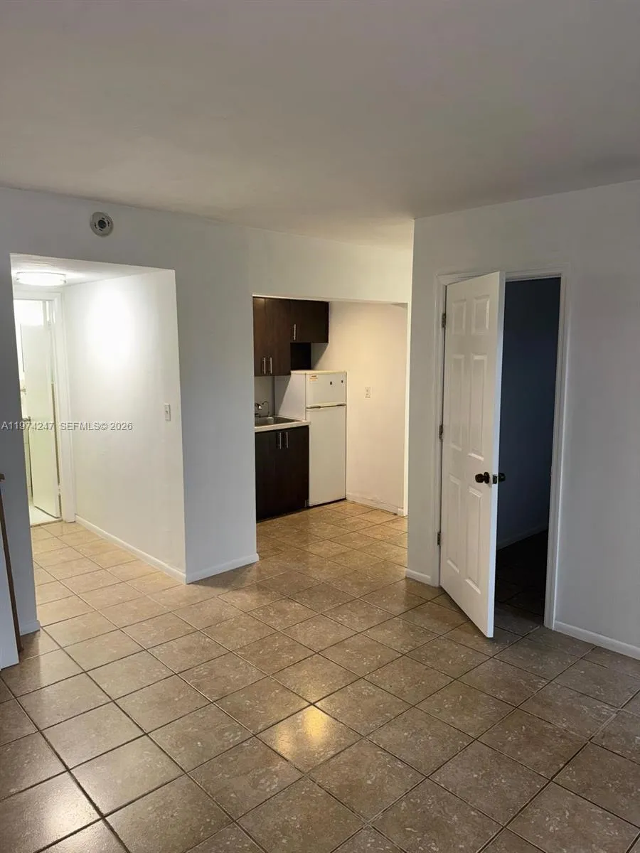 2005 Sans Souci Blvd 104, North Miami, Florida 331, North Miami, Florida 33181, 1 Bedroom Bedrooms, ,1 BathroomBathrooms,Residential Lease,For Rent,2005 Sans Souci Blvd 104, North Miami, Florida 331,A11974247