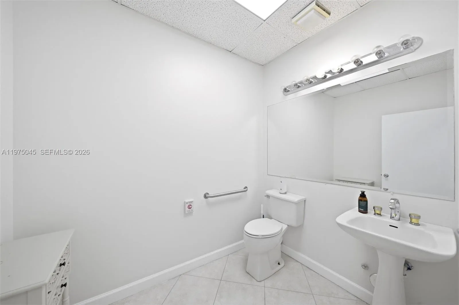 2891 Nw 22nd Ter, Pompano Beach, Florida 33069, Pompano Beach, Florida 33069, ,Commercial Lease,For Rent,2891 Nw 22nd Ter, Pompano Beach, Florida 33069,A11975045