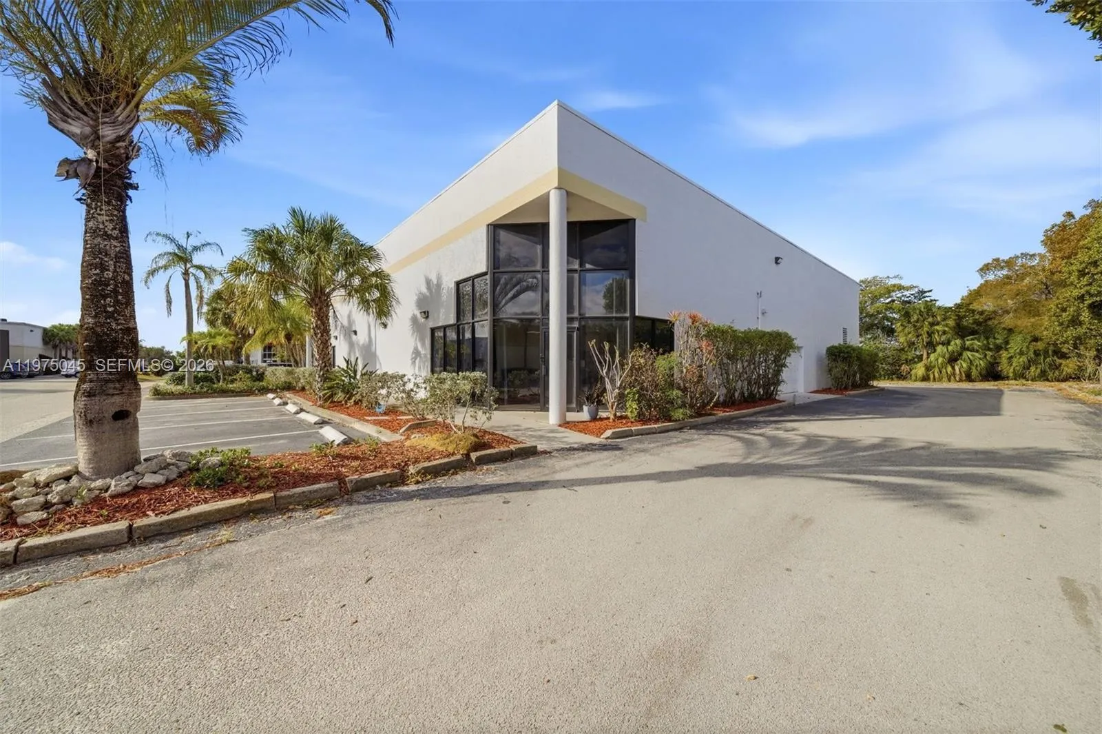 2891 Nw 22nd Ter, Pompano Beach, Florida 33069, Pompano Beach, Florida 33069, ,Commercial Lease,For Rent,2891 Nw 22nd Ter, Pompano Beach, Florida 33069,A11975045