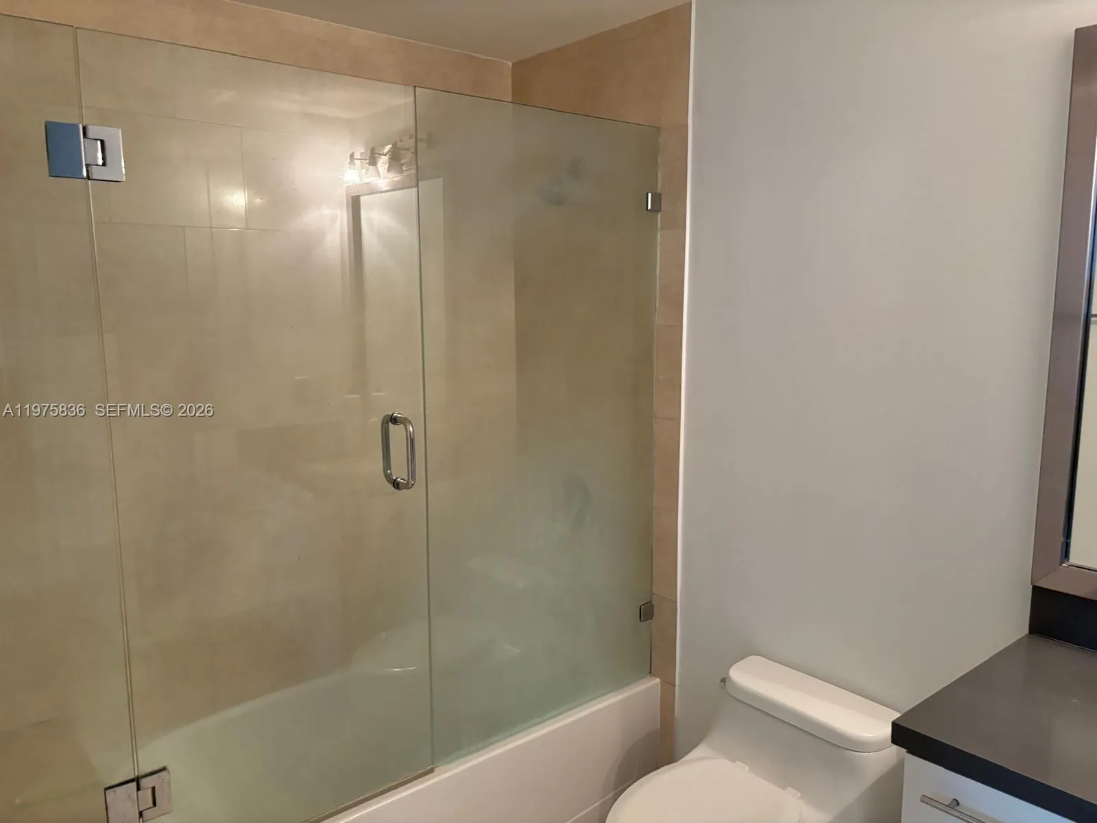 Miami, Florida 33130, 1 Bedroom Bedrooms, ,1 BathroomBathrooms,Residential Lease,For Rent,A11975836