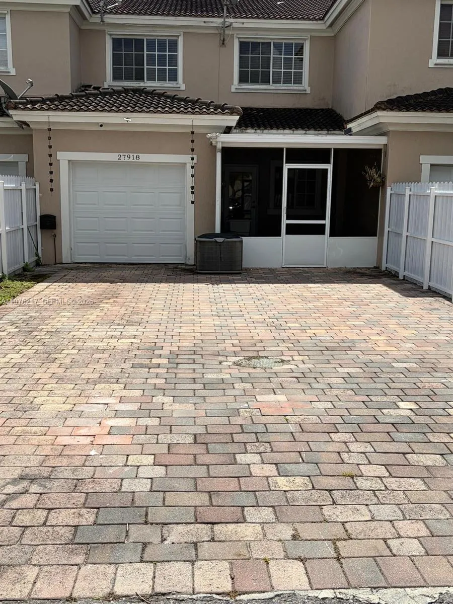 27918 Sw 140th Ave 27918, Homestead, Florida 33032, Homestead, Florida 33032, 3 Bedrooms Bedrooms, ,2 BathroomsBathrooms,Residential Lease,For Rent,27918 Sw 140th Ave 27918, Homestead, Florida 33032,A11976217