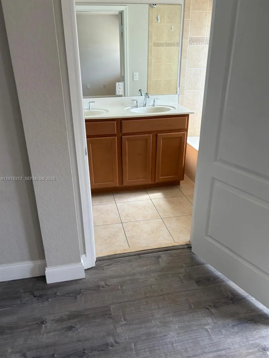 27918 Sw 140th Ave 27918, Homestead, Florida 33032, Homestead, Florida 33032, 3 Bedrooms Bedrooms, ,2 BathroomsBathrooms,Residential Lease,For Rent,27918 Sw 140th Ave 27918, Homestead, Florida 33032,A11976217