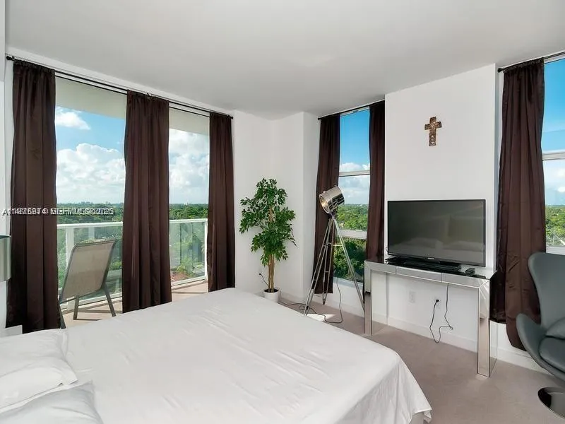 4250 Biscayne Blvd 810, Miami, Florida 33137, Miami, Florida 33137, ,1 BathroomBathrooms,Residential Lease,For Rent,4250 Biscayne Blvd 810, Miami, Florida 33137,A11975874