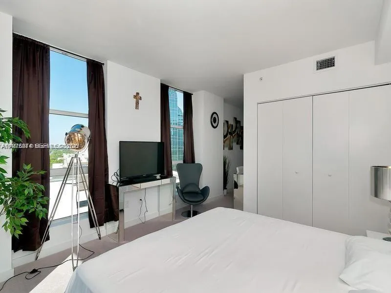 4250 Biscayne Blvd 810, Miami, Florida 33137, Miami, Florida 33137, ,1 BathroomBathrooms,Residential Lease,For Rent,4250 Biscayne Blvd 810, Miami, Florida 33137,A11975874
