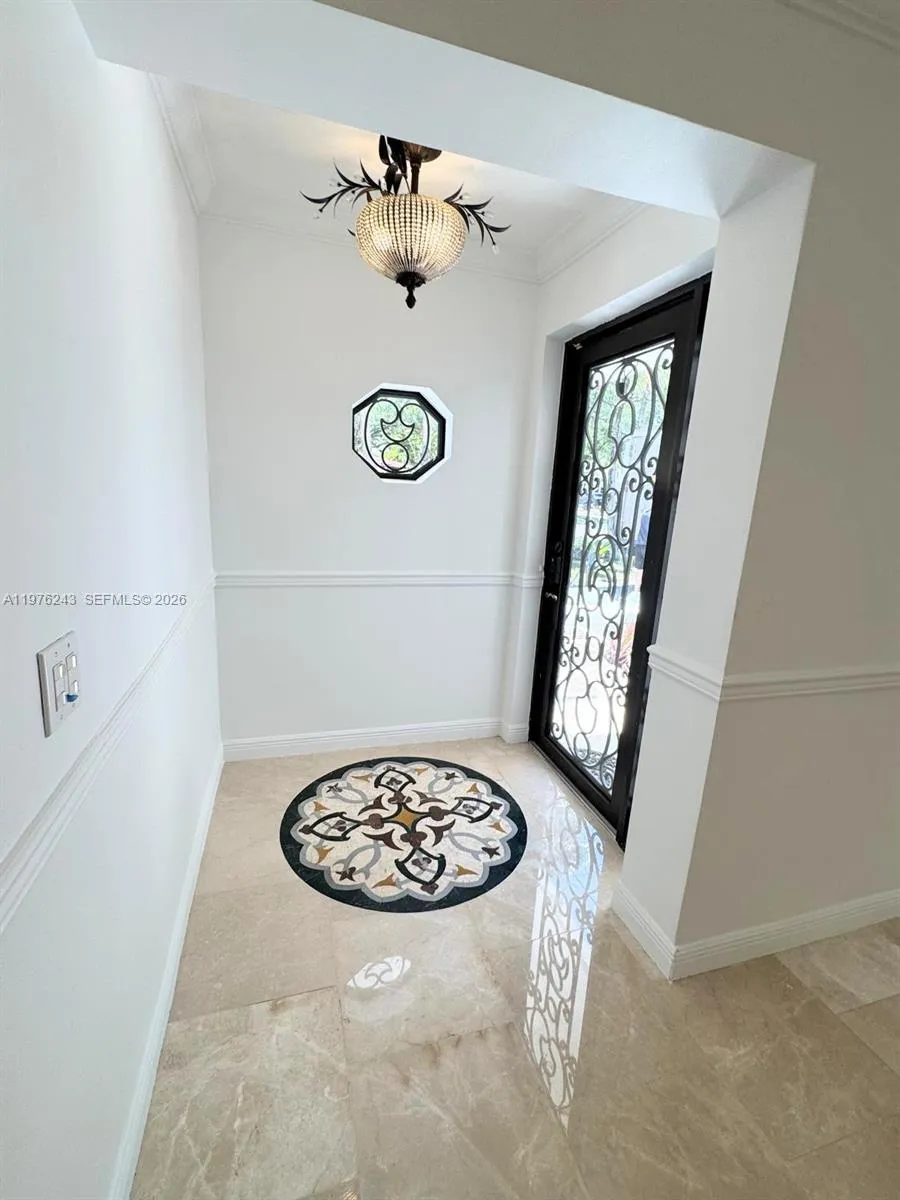 5920 Maynada St 5920, Coral Gables, Florida 33146, Coral Gables, Florida 33146, 5 Bedrooms Bedrooms, ,3 BathroomsBathrooms,Residential Lease,For Rent,5920 Maynada St 5920, Coral Gables, Florida 33146,A11976243