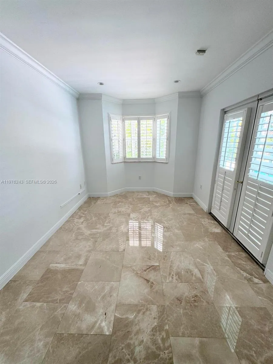 5920 Maynada St 5920, Coral Gables, Florida 33146, Coral Gables, Florida 33146, 5 Bedrooms Bedrooms, ,3 BathroomsBathrooms,Residential Lease,For Rent,5920 Maynada St 5920, Coral Gables, Florida 33146,A11976243