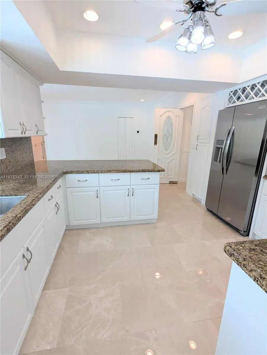 5920 Maynada St 5920, Coral Gables, Florida 33146, Coral Gables, Florida 33146, 5 Bedrooms Bedrooms, ,3 BathroomsBathrooms,Residential Lease,For Rent,5920 Maynada St 5920, Coral Gables, Florida 33146,A11976243