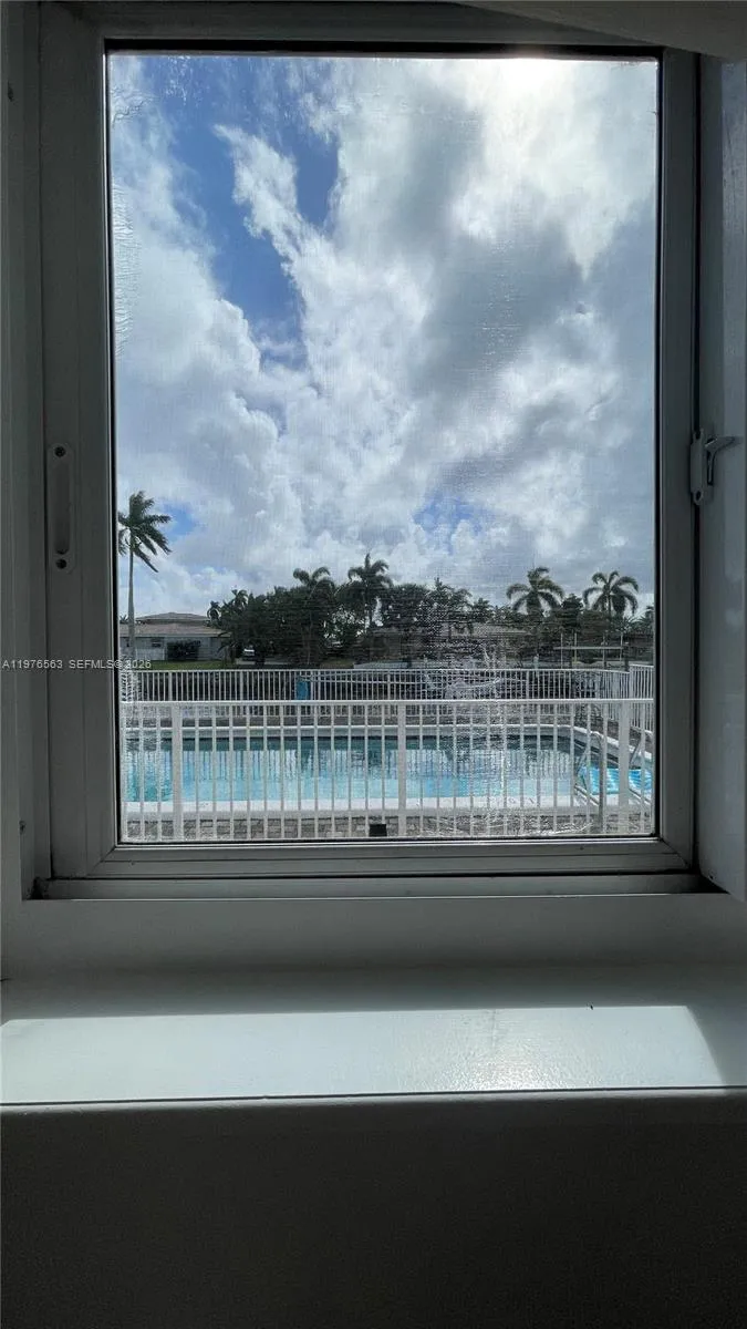 840 Pine Dr 104, Pompano Beach, Florida 33060, Pompano Beach, Florida 33060, 2 Bedrooms Bedrooms, ,2 BathroomsBathrooms,Residential Lease,For Rent,840 Pine Dr 104, Pompano Beach, Florida 33060,A11976563