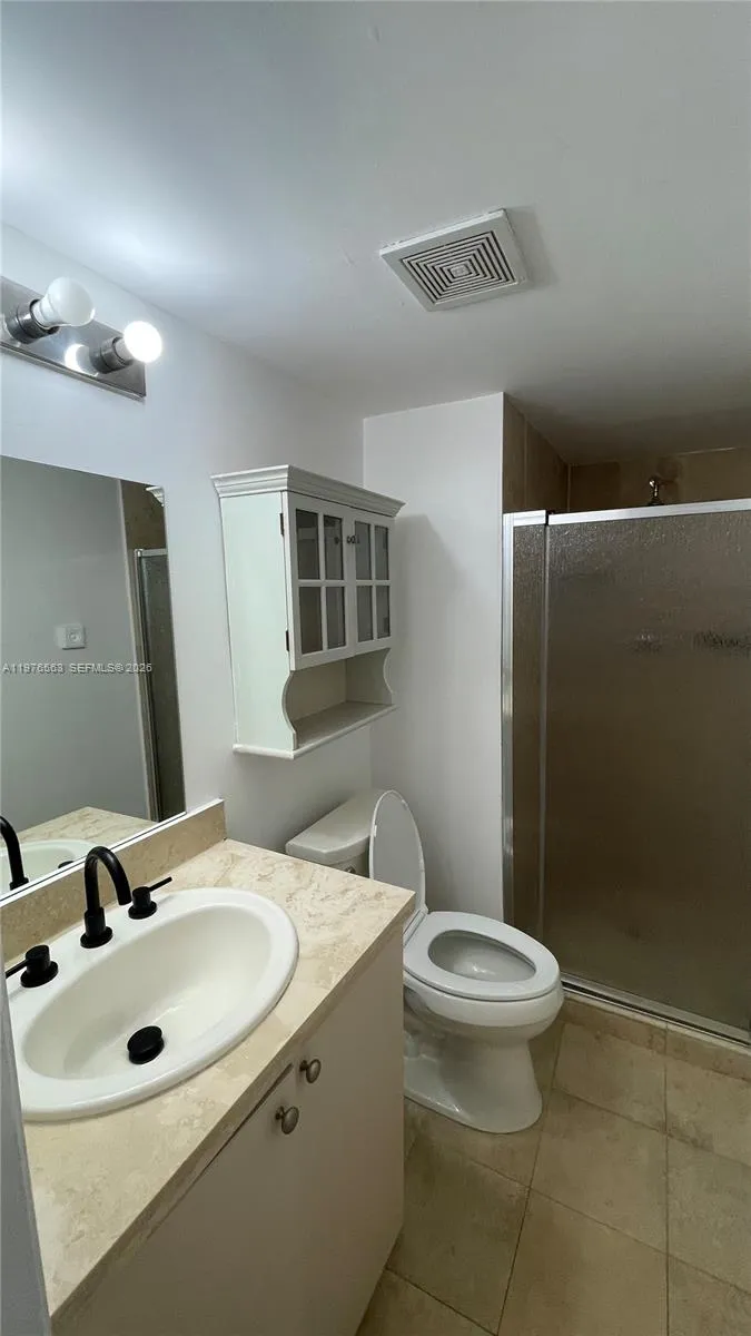 840 Pine Dr 104, Pompano Beach, Florida 33060, Pompano Beach, Florida 33060, 2 Bedrooms Bedrooms, ,2 BathroomsBathrooms,Residential Lease,For Rent,840 Pine Dr 104, Pompano Beach, Florida 33060,A11976563