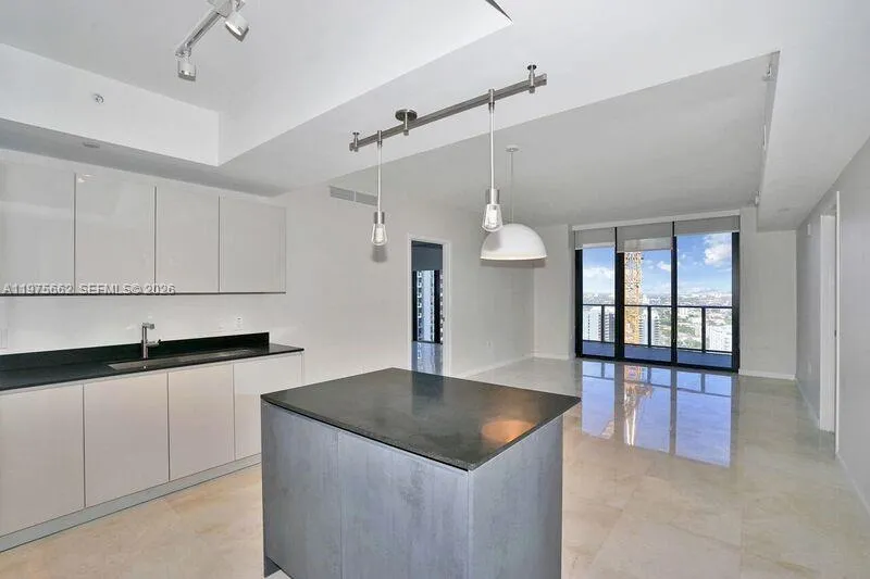 1010 Brickell Ave 3506, Miami, Florida 33131, Miami, Florida 33131, 2 Bedrooms Bedrooms, ,3 BathroomsBathrooms,Residential Lease,For Rent,1010 Brickell Ave 3506, Miami, Florida 33131,A11975662