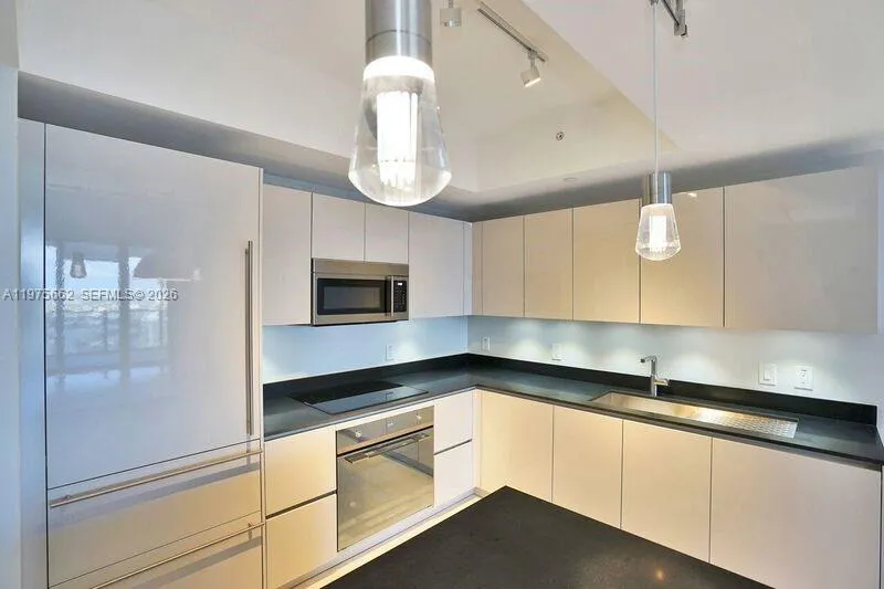 1010 Brickell Ave 3506, Miami, Florida 33131, Miami, Florida 33131, 2 Bedrooms Bedrooms, ,3 BathroomsBathrooms,Residential Lease,For Rent,1010 Brickell Ave 3506, Miami, Florida 33131,A11975662