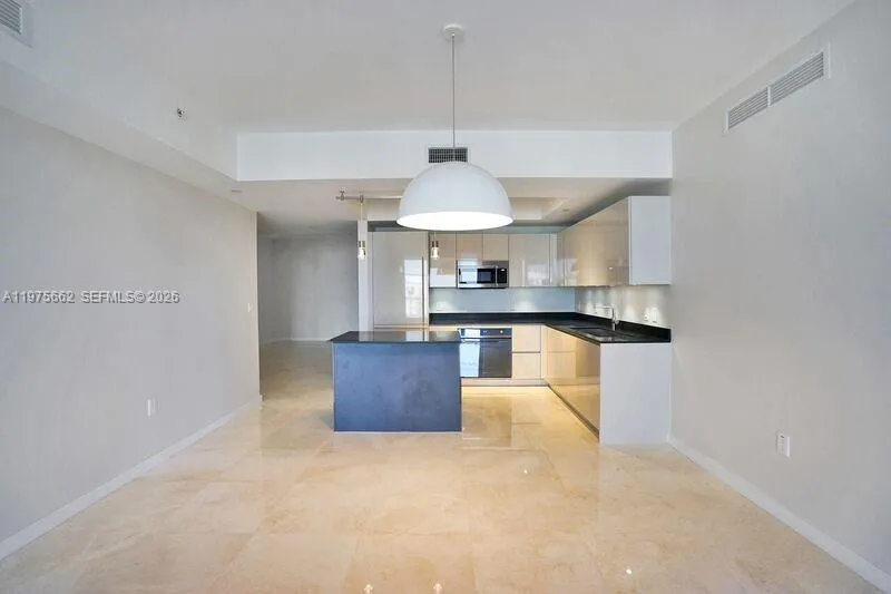 1010 Brickell Ave 3506, Miami, Florida 33131, Miami, Florida 33131, 2 Bedrooms Bedrooms, ,3 BathroomsBathrooms,Residential Lease,For Rent,1010 Brickell Ave 3506, Miami, Florida 33131,A11975662