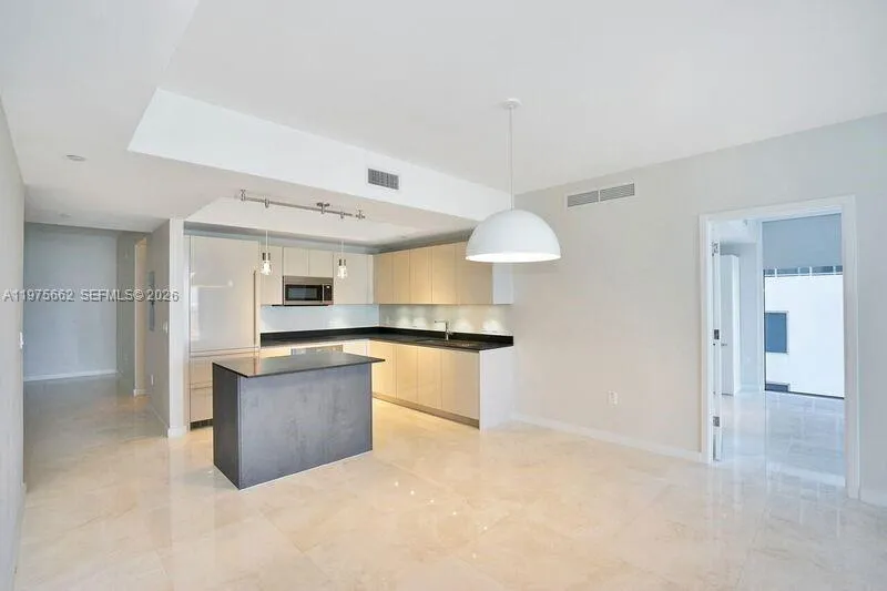 1010 Brickell Ave 3506, Miami, Florida 33131, Miami, Florida 33131, 2 Bedrooms Bedrooms, ,3 BathroomsBathrooms,Residential Lease,For Rent,1010 Brickell Ave 3506, Miami, Florida 33131,A11975662