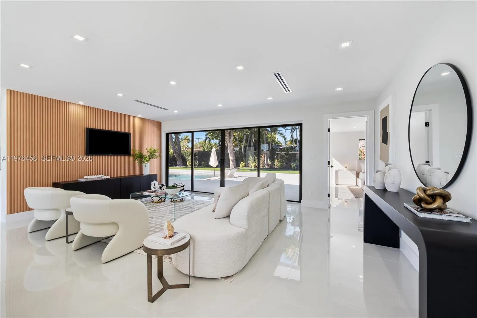 1931 186th Dr, North Miami Beach, Florida 33179, North Miami Beach, Florida 33179, 5 Bedrooms Bedrooms, ,4 BathroomsBathrooms,Residential,For Sale,1931 186th Dr, North Miami Beach, Florida 33179,A11976458