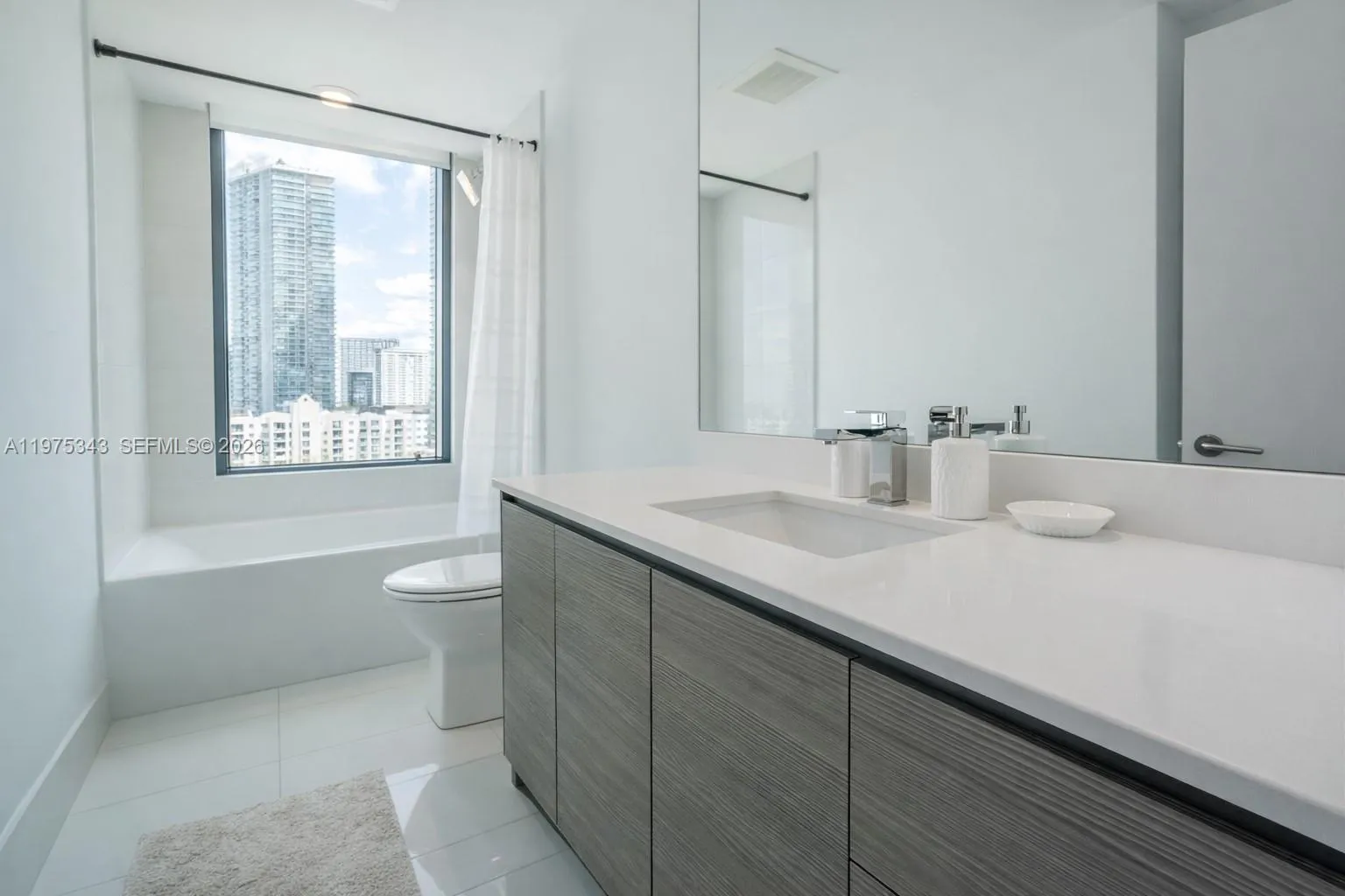 460 Ne 28th St 1101, Miami, Florida 33137, Miami, Florida 33137, 2 Bedrooms Bedrooms, ,2 BathroomsBathrooms,Residential Lease,For Rent,460 Ne 28th St 1101, Miami, Florida 33137,A11975343