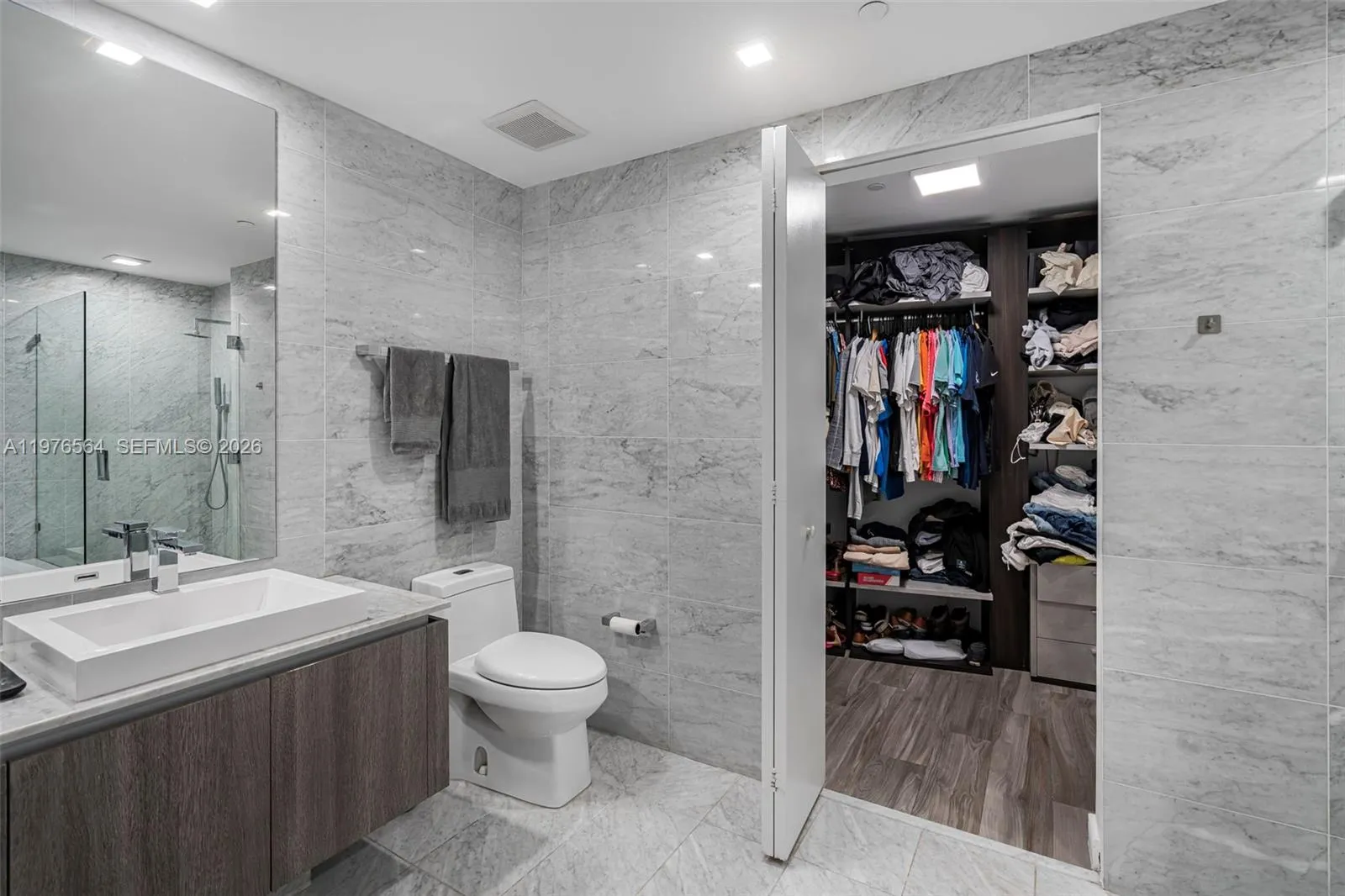 801 S Miami Ave 2901, Miami, Florida 33130, Miami, Florida 33130, 3 Bedrooms Bedrooms, ,4 BathroomsBathrooms,Residential,For Sale,801 S Miami Ave 2901, Miami, Florida 33130,A11976564